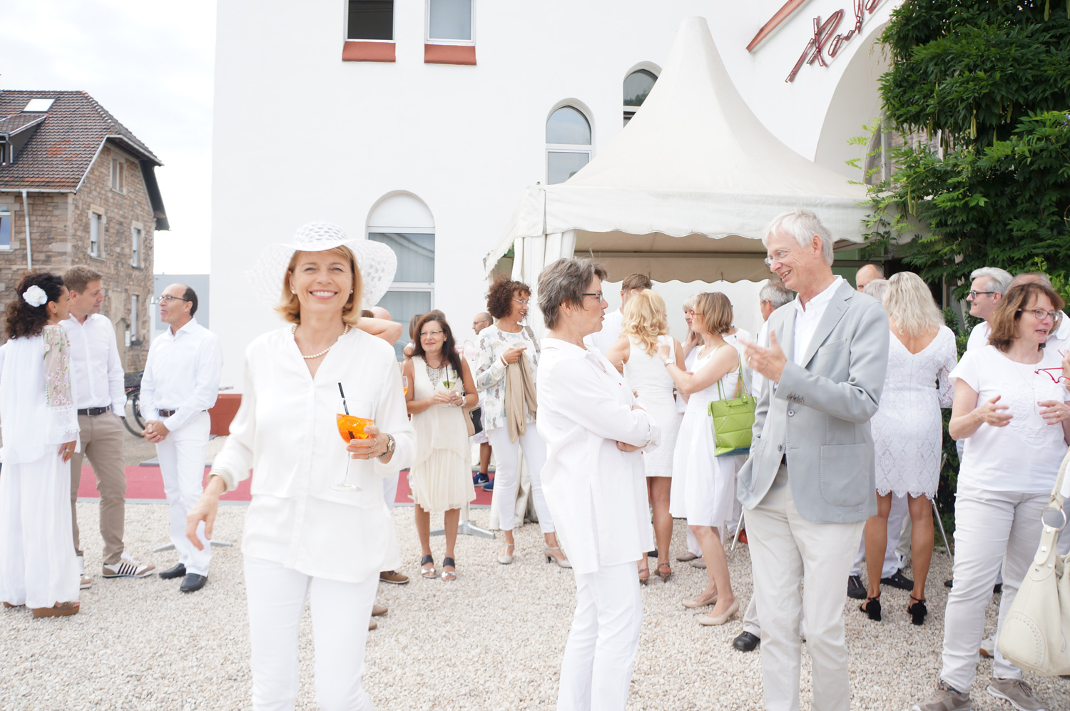 Soiree Blanche in der Palazzo Halle